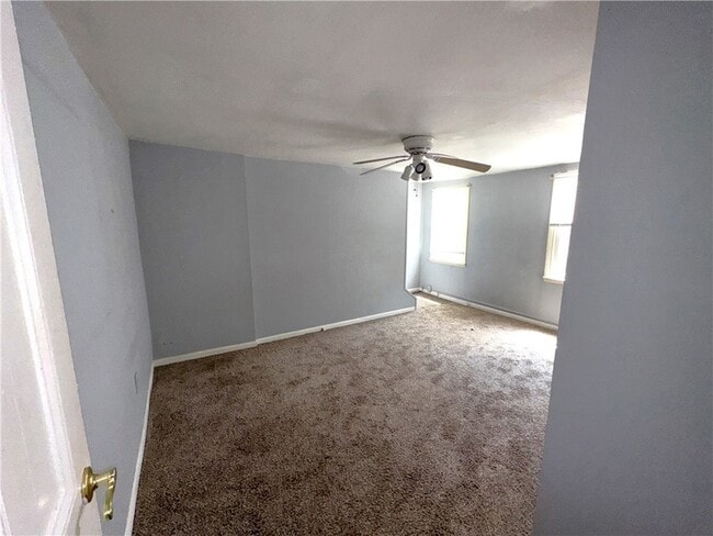 Photo - 126 S 11th St