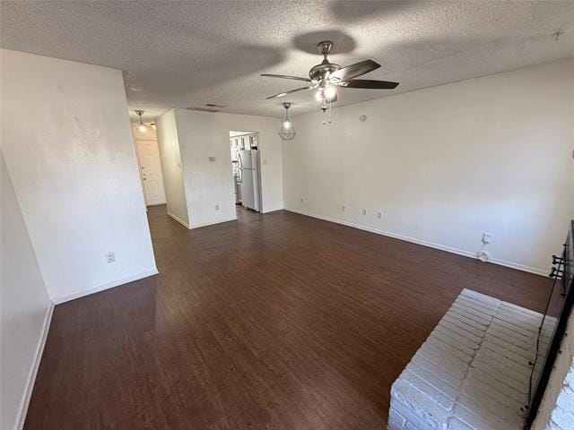 Photo - 422 W 4th St