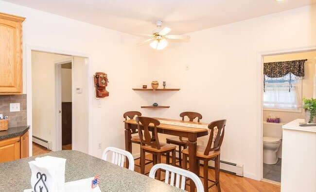 Photo - 18 Union St Unit 1