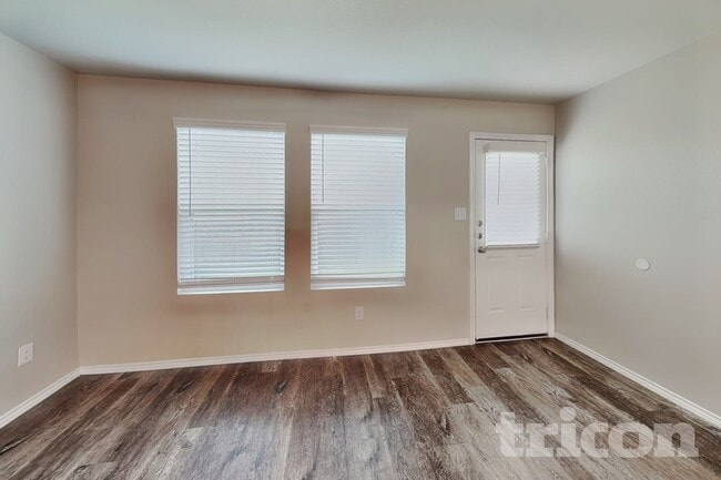 Photo - 8518 Amistad Cove