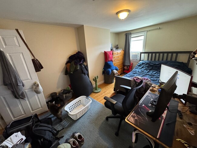 Photo - 260 Gold St Unidad 3