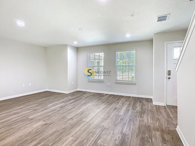 Photo - 3821 SW 43rd Ct Unit 107