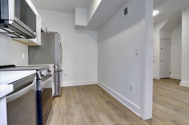 Photo - 517 Willow Ave Unit 3R