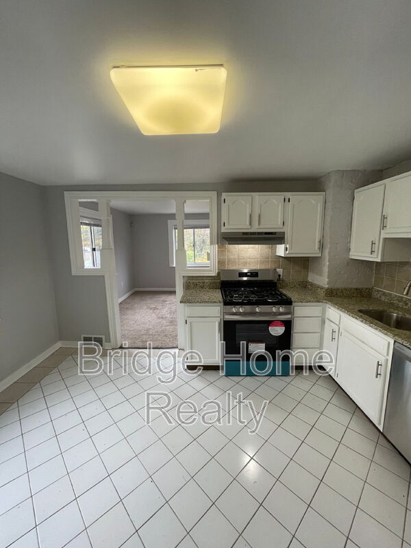 Photo - 2404 S 18th St Unit 2