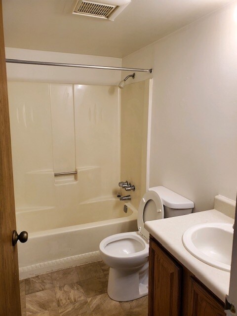 Birchwood Garden Apartments