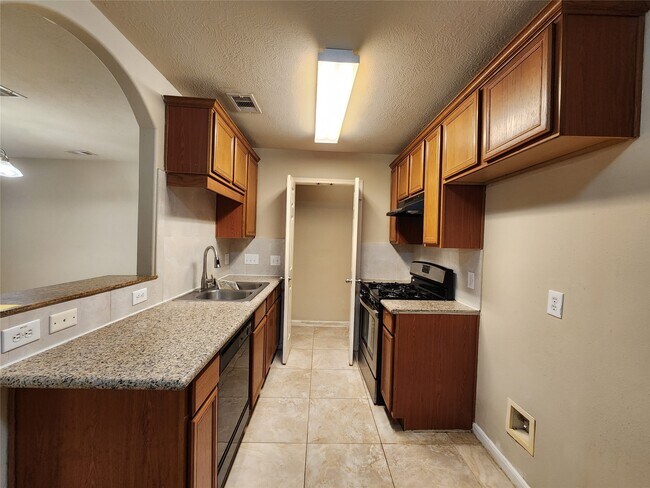 Photo - 11111 Valley Kings Dr