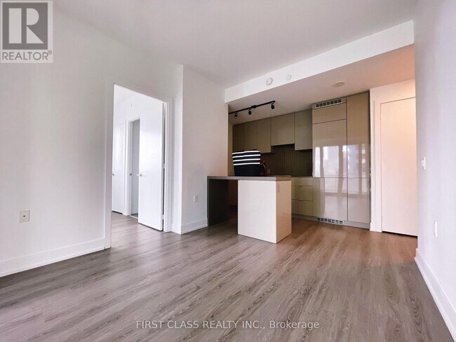 Photo - 7 Grenville St Unité 2305