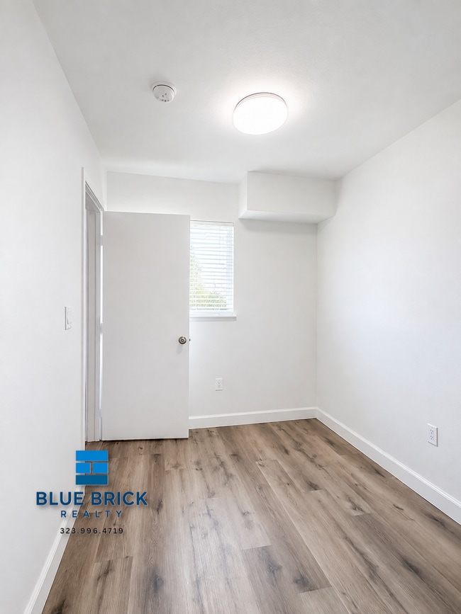 2204 W Slauson Ave Unit 15