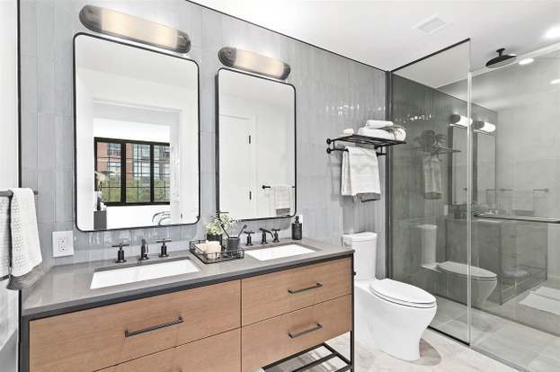 Photo - 1425 Hudson St