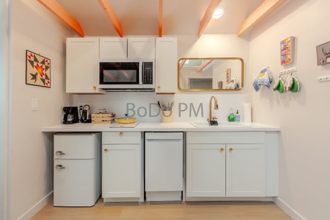 Photo - 2413 W Jefferson St