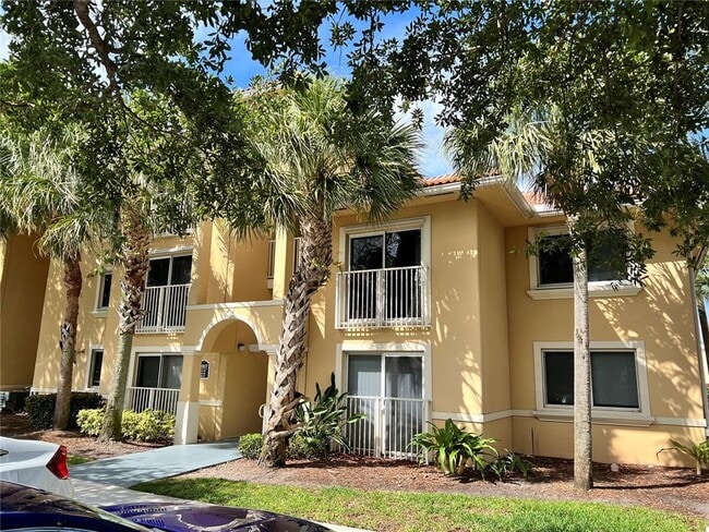 Photo - 9907 Westwood Dr Condo