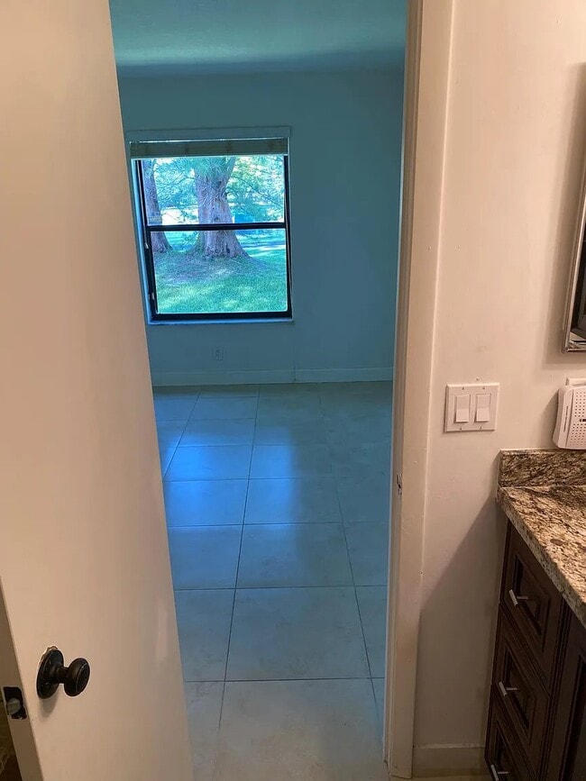 Photo - 21900 Lake Forest Cir Unit 104
