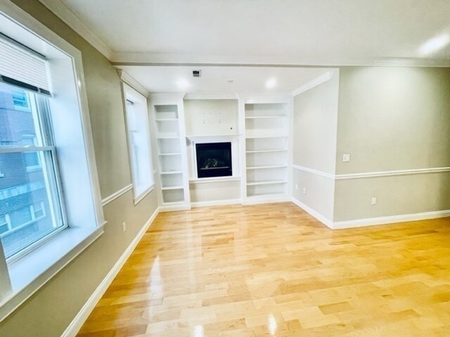 Photo - 33 N Bennet St Unit 2