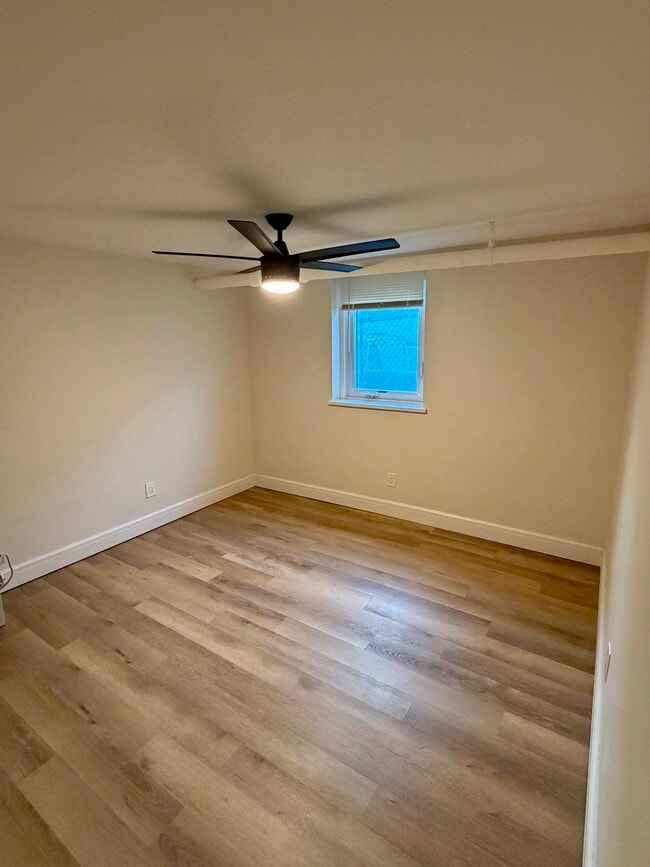 Sala de estar - 54 S Kensico Ave Unidad BSMT