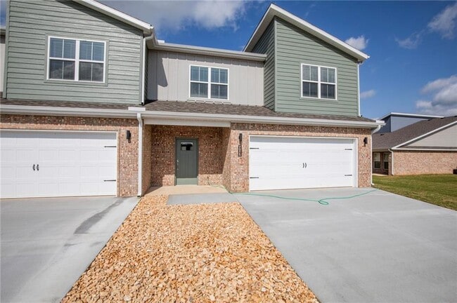 Photo - 907 Seaborn Way Townhome