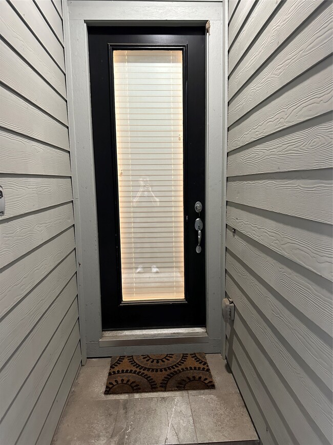 Photo - 2616 Riverside Dr