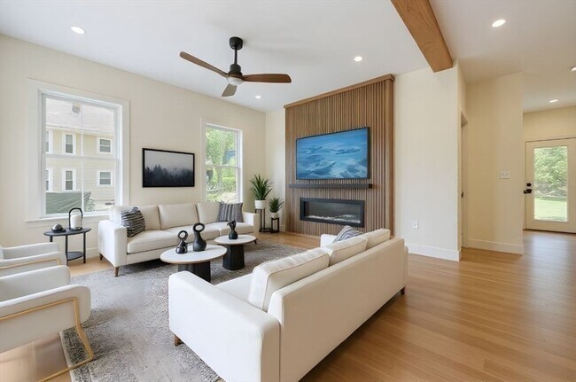 Photo - 36 McKone St Unit 1