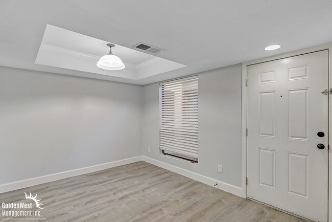 Photo - Updated and Spacious 2Bdm 2Ba Home in Prime North Phoenix Location! Unidad d110