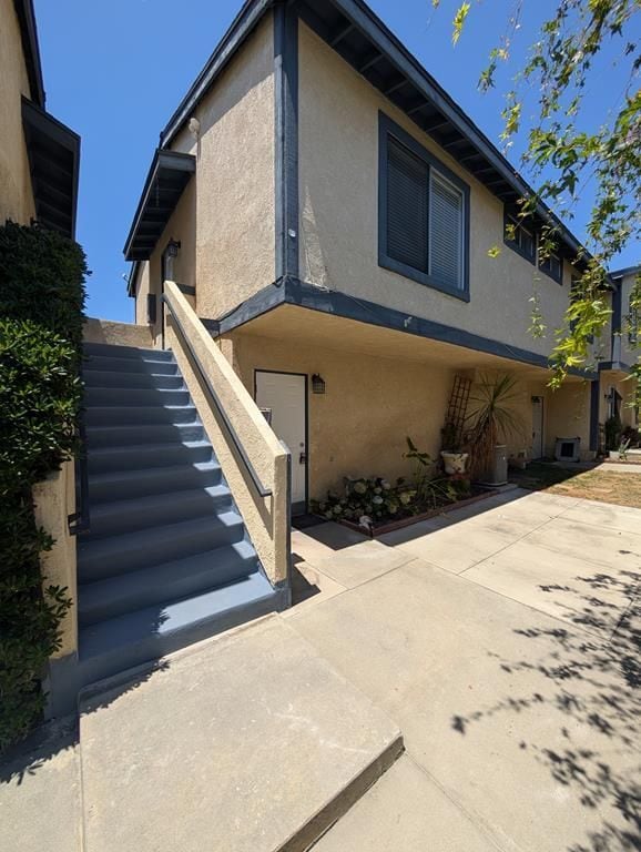Building Photo - 529 E Colorado Blvd Rental
