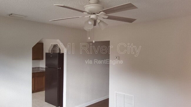 Photo - 2309 Lane Ave S