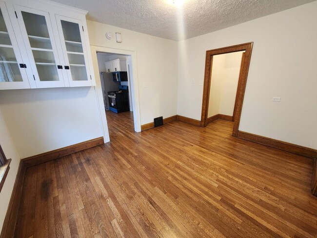 Photo - 2033 Robin St Unit UP