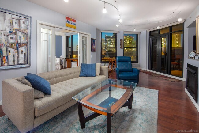 Photo - 500 W Harbor Dr Unidad 713