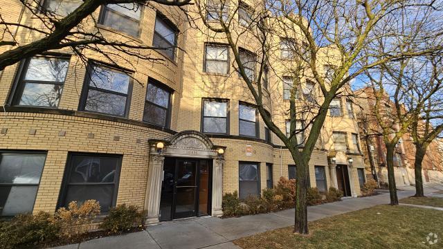 Building Photo - 1 bedroom in Chicago IL 60625 Unit 1 Rental