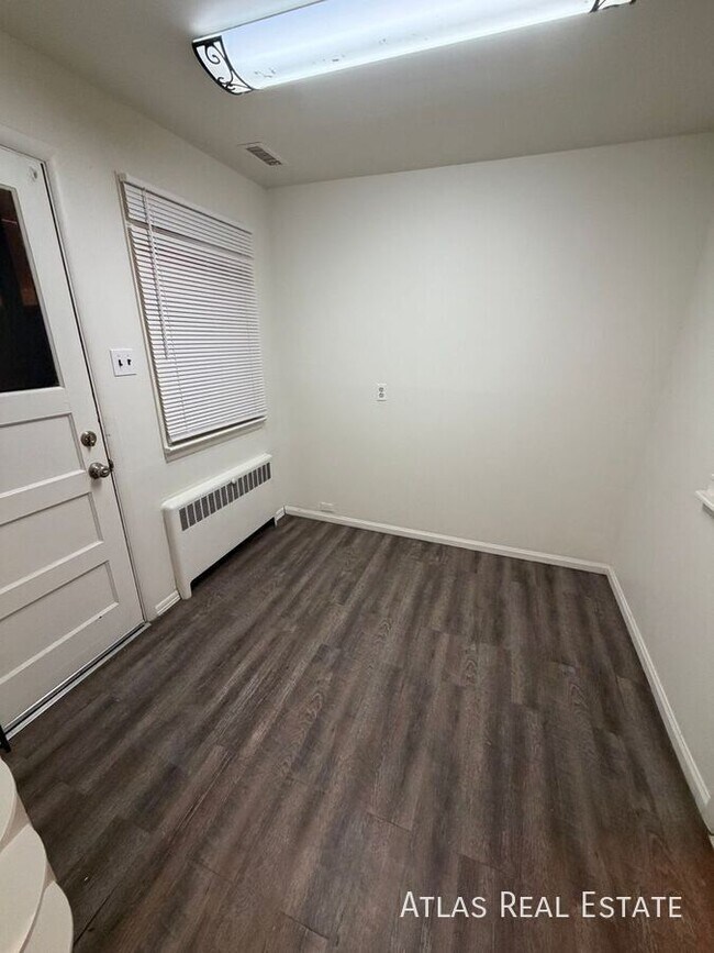 Photo - 5110 S Pearl St