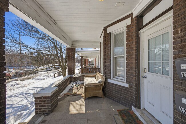 Photo - 2209-2211 Summit St Unidad 2211 Summit St