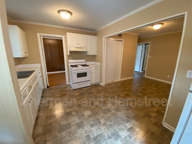 Photo - 3212 Sycamore Dr