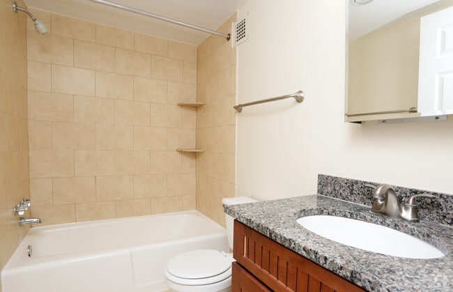 Photo - Middlebrooke Apartments