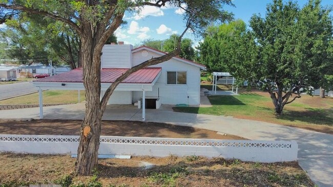 Photo - 487 S 100 E