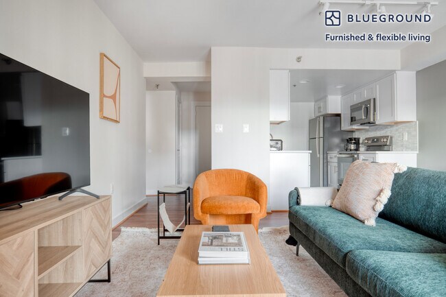 Photo - 4001 9th St N Unidad SI FL18-ID616