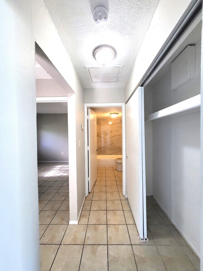 Photo - 4130 Washington Ave Unit 4130