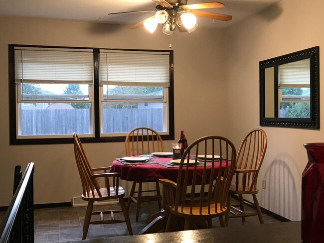 Photo - 204 Bruns St