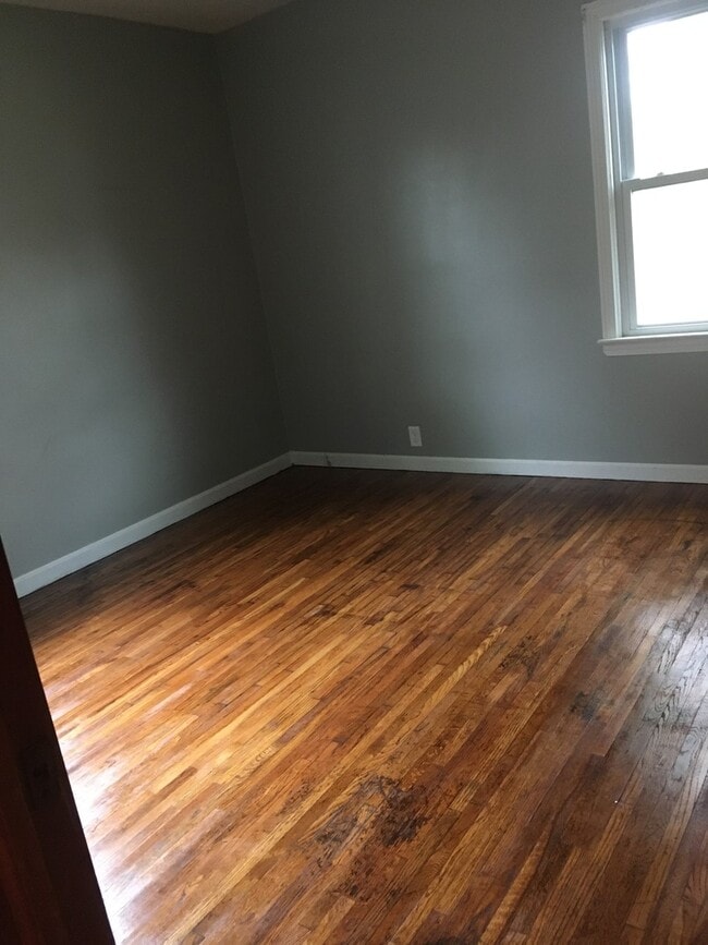 Photo - 243 Polk St