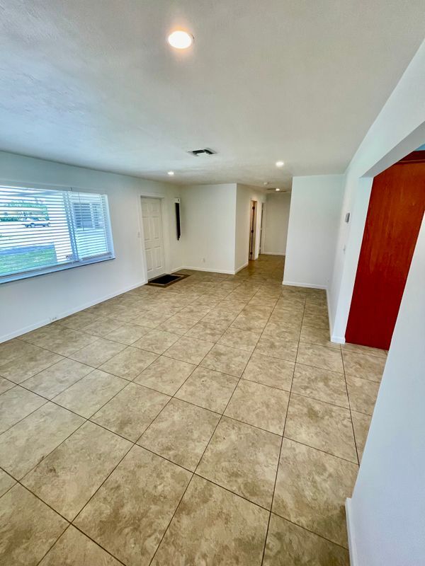 Photo - 4430 W Broward Blvd