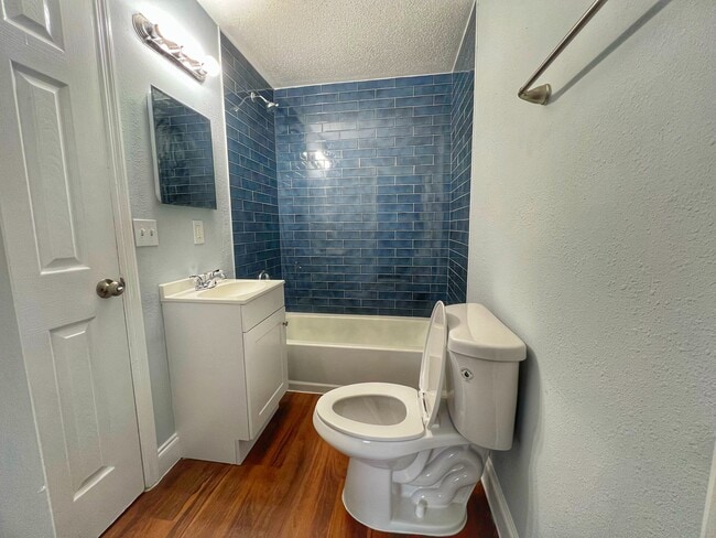 Photo - 1405 Claudia Spencer St