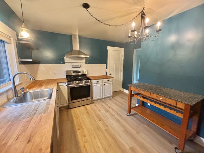 Photo - 1473 Greenbrier Dr
