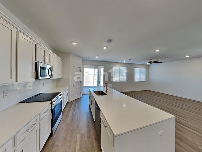 Photo - 6150 W Calle Lingo