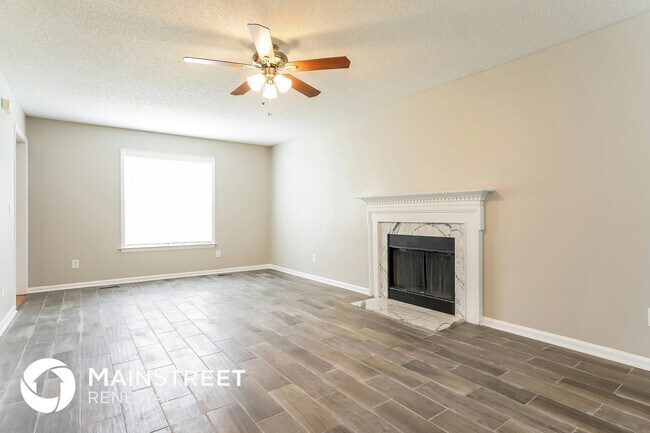 Photo - 1100 Curtiss Dr