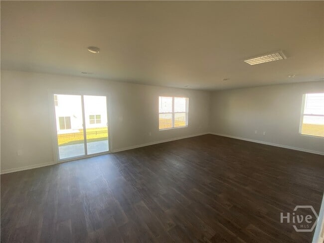 Photo - 403 Sea Breeze Dr