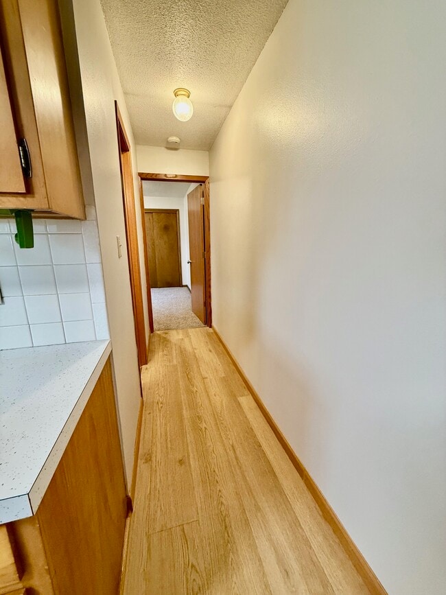 Photo - 818 5th St NW