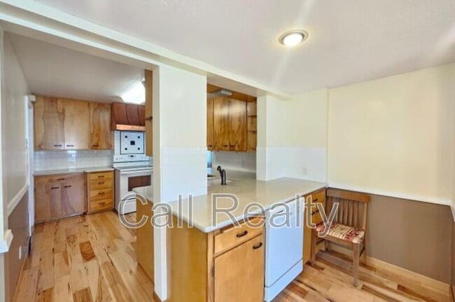 Photo - 1017 E Sharp Ave