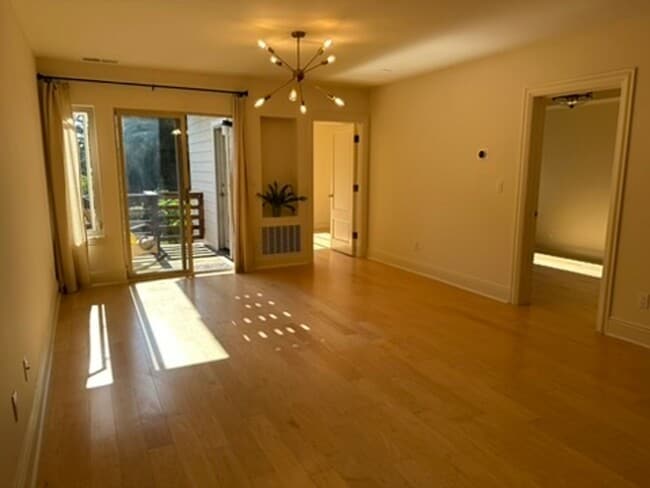 Photo - Epic REA- Serene 2 BR/1 BA Flat w/Private Deck & Yard in Lone Mountain