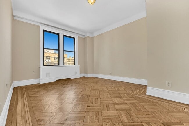 Photo - 220 W 98th St Unit 8L