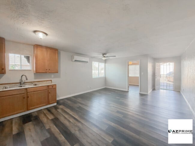 Photo - Inviting 1/1 Phoenix Triplex Unit with Modern Upgrades!