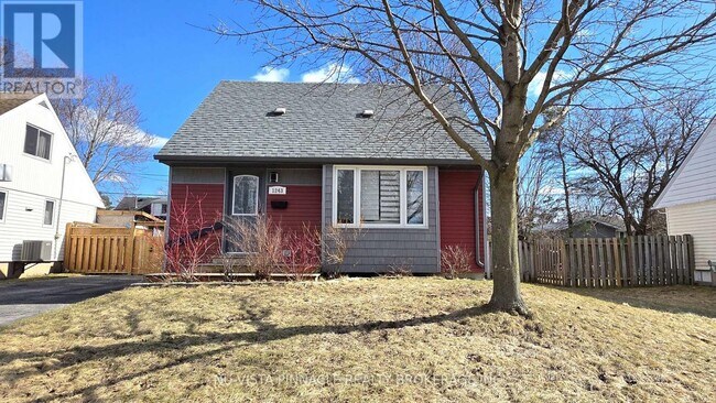 Photo - 1243 Landor St