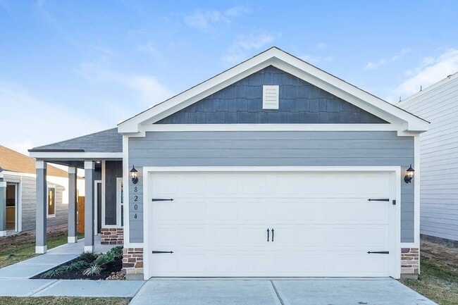 Building Photo - 8204 Burnt Orchid Dr