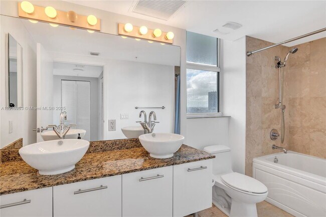 Photo - 41 SE 5th St